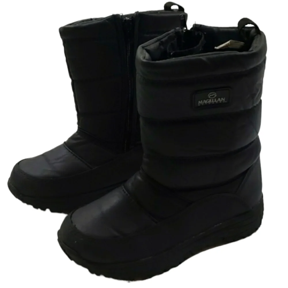 Magellan~Boot's Size 4~Black